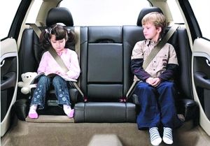 中国儿童乘车安全座椅配置率不到0.1%