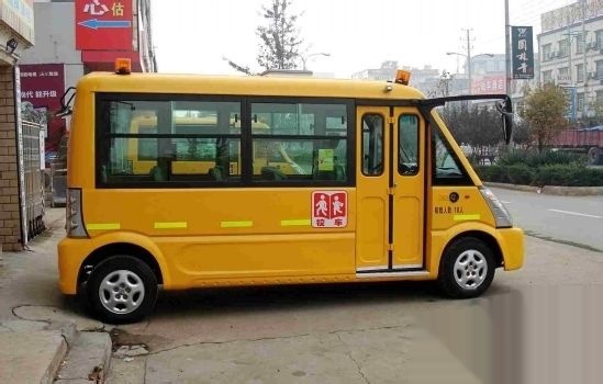 幼儿园校车需要什么驾照才能开?