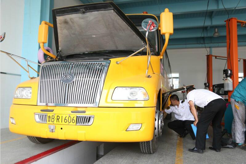 暑期校车新模式：包车业务继续为学生暑期活动服务