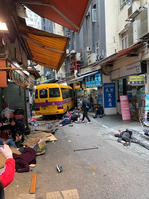 香港“无人校车”失控致3死11伤，初步怀疑手刹没拉好