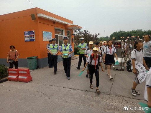 “七进”潞城 | 交警走进辖区小学开展交通安全集中整治工作