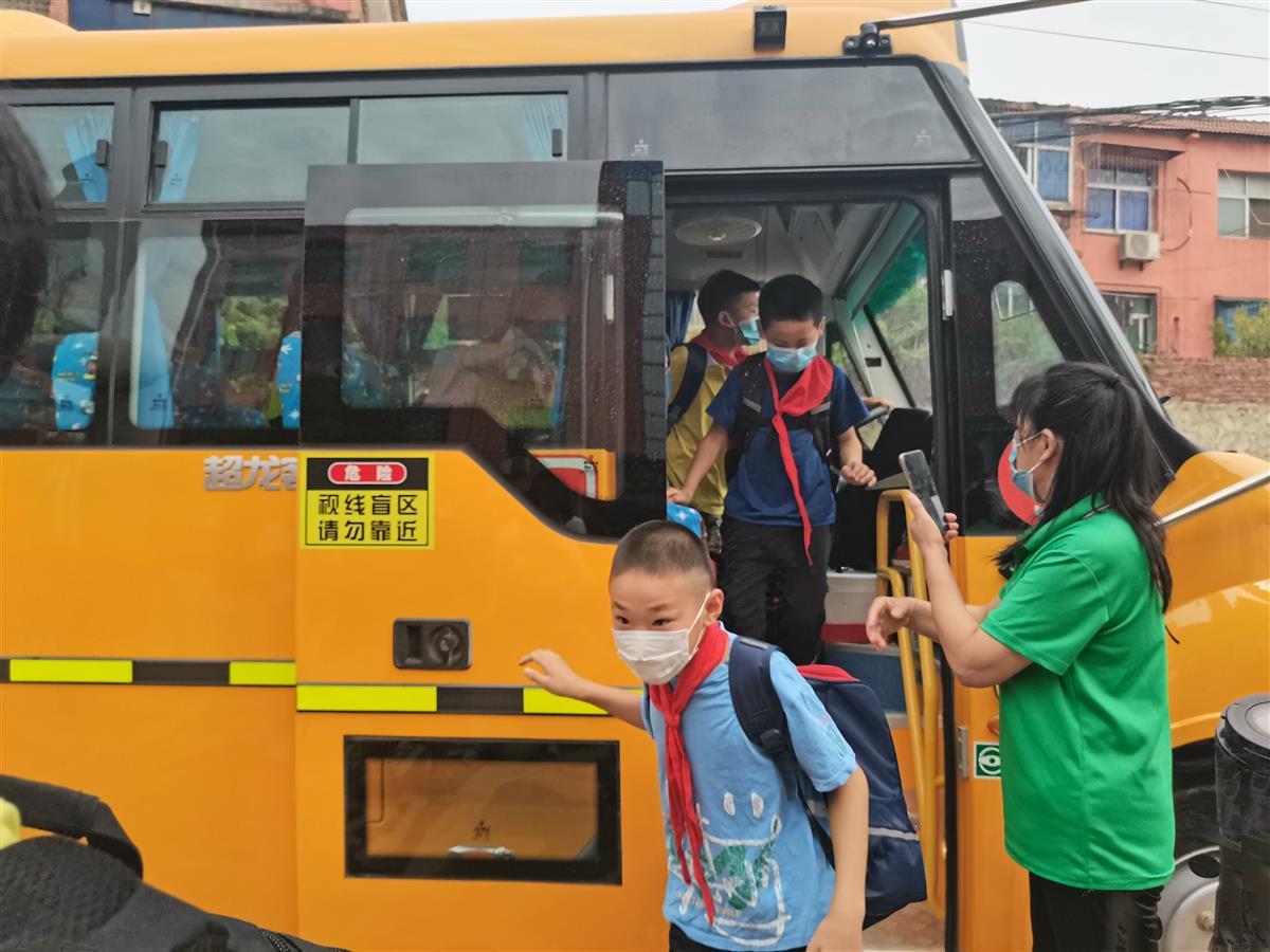 一下三民｜校车来了！武汉江夏全部偏远街道将开通惠民农村校车